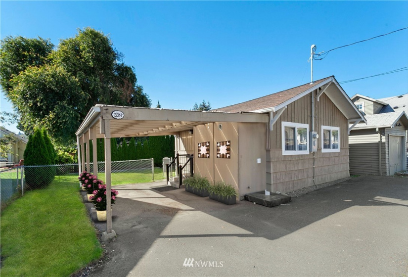 334 Williams, Renton, Washington 98057, 2 Bedrooms Bedrooms, ,Residential,For Sale,Williams,NWM1878664