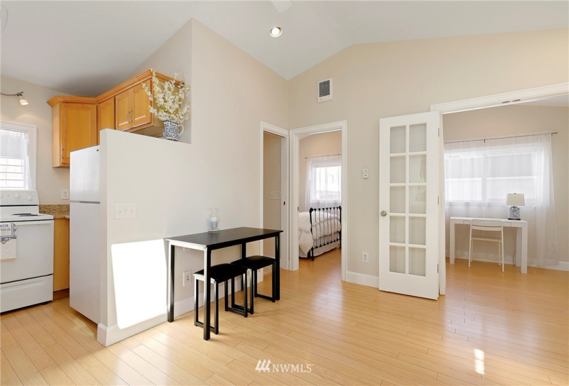 334 Williams, Renton, Washington 98057, 2 Bedrooms Bedrooms, ,Residential,For Sale,Williams,NWM1878664