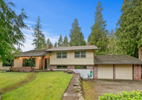 15814 70th, Edmonds, Washington 98026, 4 Bedrooms Bedrooms, ,1 BathroomBathrooms,Residential,For Sale,Meadowdale Beach,70th,NWM1878193