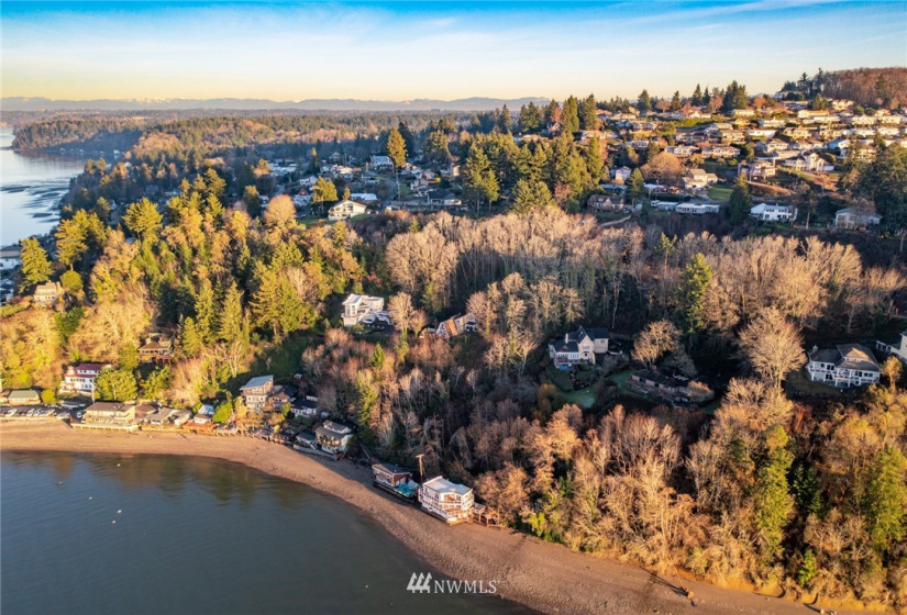 6520 Whitman, Tacoma, Washington 98422, 3 Bedrooms Bedrooms, ,2 BathroomsBathrooms,Residential,For Sale,Dash Point View,Whitman,NWM1861669