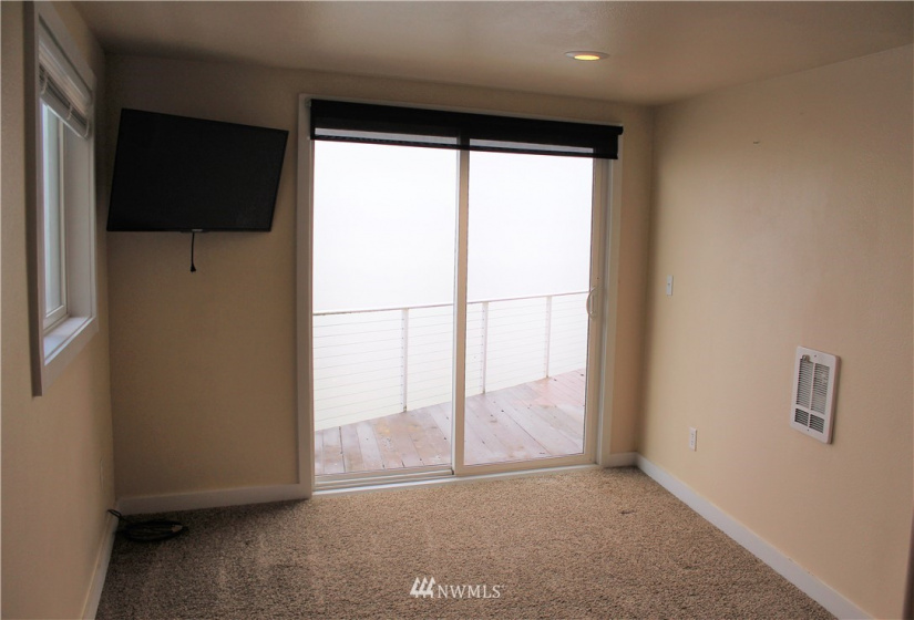6520 Whitman, Tacoma, Washington 98422, 3 Bedrooms Bedrooms, ,2 BathroomsBathrooms,Residential,For Sale,Dash Point View,Whitman,NWM1861669