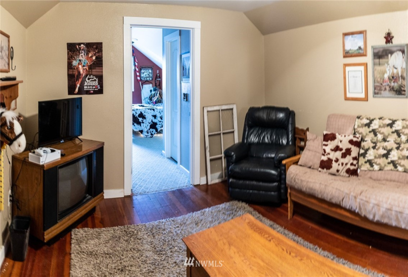 1858 Badger, Custer, Washington 98240, 4 Bedrooms Bedrooms, ,1 BathroomBathrooms,Farm,For Sale,Badger,NWM1878722