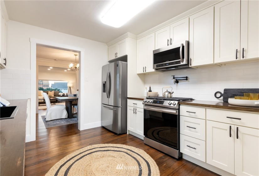 1132 28th, Tacoma, Washington 98403, 4 Bedrooms Bedrooms, ,2 BathroomsBathrooms,Residential,For Sale,28th,NWM1878778