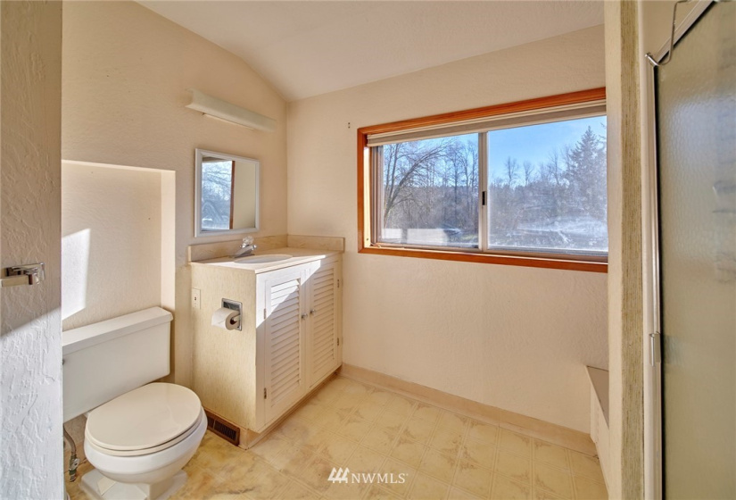 1782 Lewis River, Woodland, Washington 98674, 3 Bedrooms Bedrooms, ,1 BathroomBathrooms,Residential,For Sale,Lewis River,NWM1878745