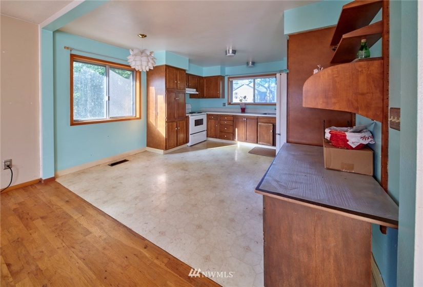 1782 Lewis River, Woodland, Washington 98674, 3 Bedrooms Bedrooms, ,1 BathroomBathrooms,Residential,For Sale,Lewis River,NWM1878745