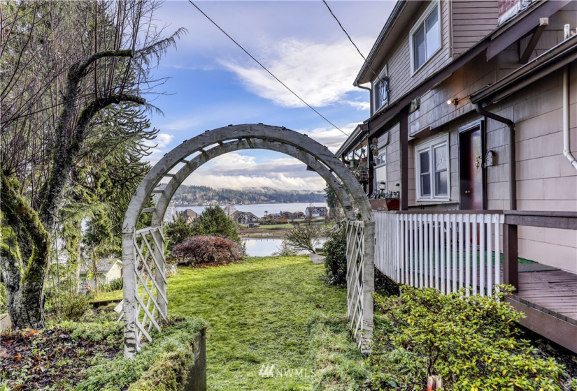 17198 Viking Way, Poulsbo, Washington 98370, 3 Bedrooms Bedrooms, ,1 BathroomBathrooms,Residential,For Sale,Viking Way,NWM1874109