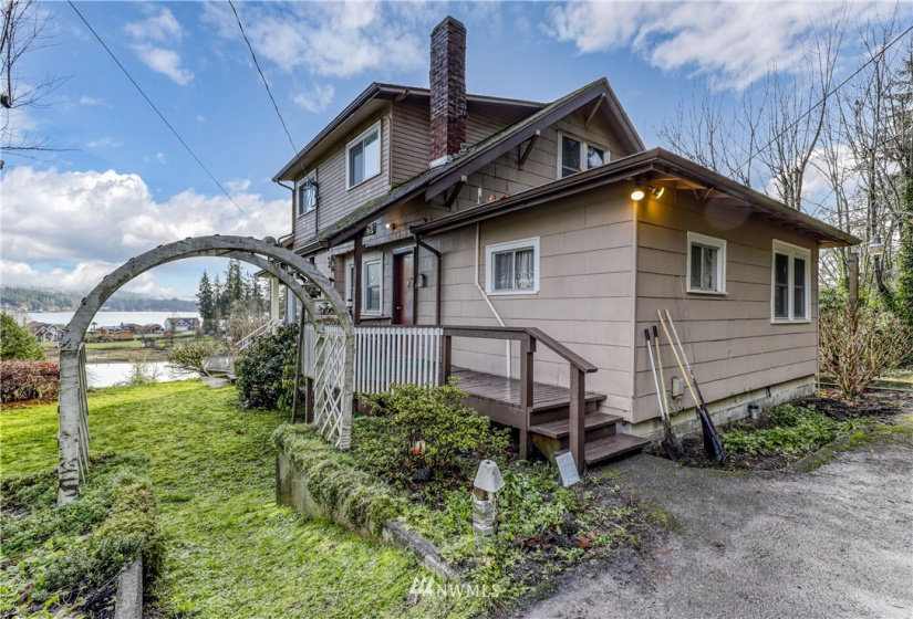 17198 Viking Way, Poulsbo, Washington 98370, 3 Bedrooms Bedrooms, ,1 BathroomBathrooms,Residential,For Sale,Viking Way,NWM1874109