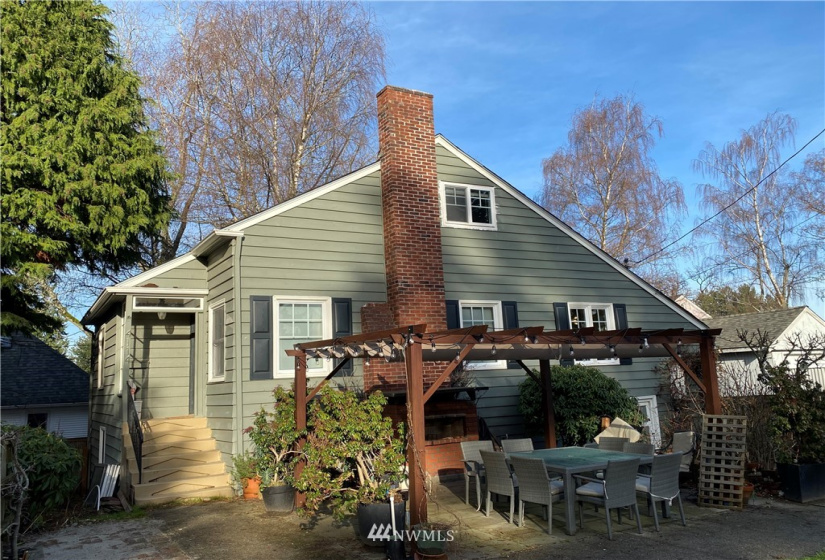 4114 Hill, Seattle, Washington 98116, 3 Bedrooms Bedrooms, ,1 BathroomBathrooms,Residential Lease,For Rent,Hill,NWM1878881