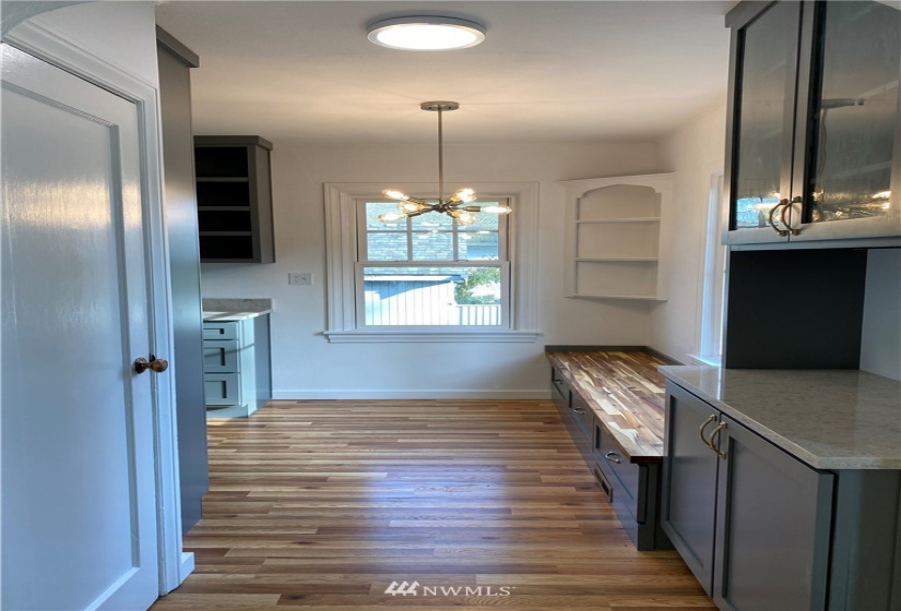 4114 Hill, Seattle, Washington 98116, 3 Bedrooms Bedrooms, ,1 BathroomBathrooms,Residential Lease,For Rent,Hill,NWM1878881