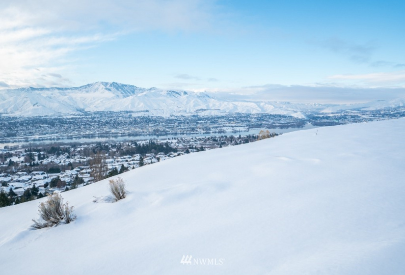 621 Upper Daniels, East Wenatchee, Washington 98802, ,Land,For Sale,Upper Daniels,NWM1878703