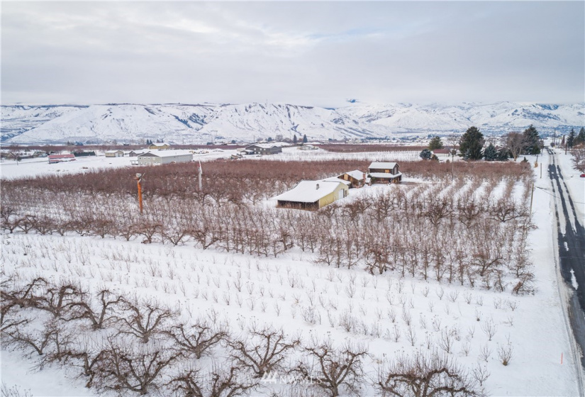 2720 2nd, East Wenatchee, Washington 98802, 6 Bedrooms Bedrooms, ,2 BathroomsBathrooms,Farm,For Sale,2nd,NWM1878821