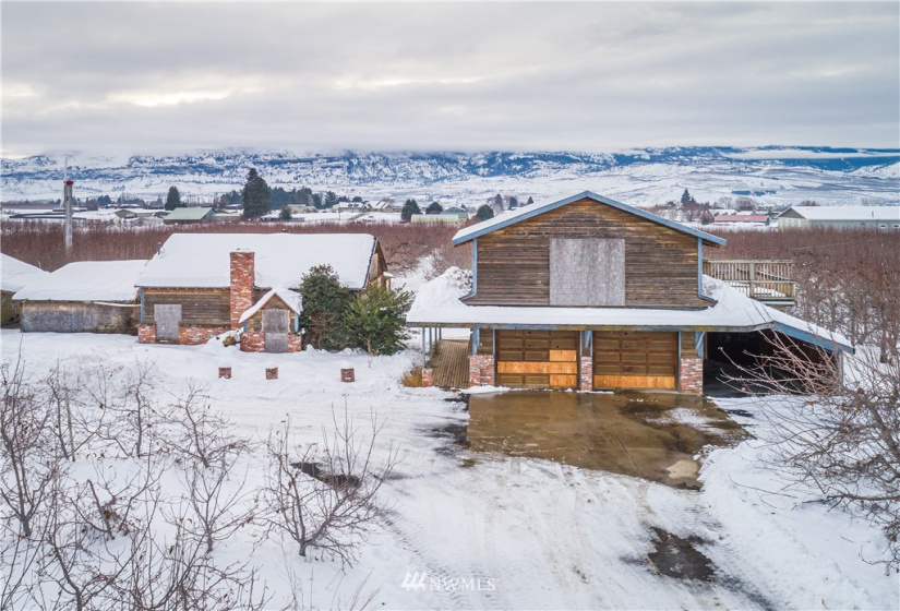2720 2nd, East Wenatchee, Washington 98802, 6 Bedrooms Bedrooms, ,2 BathroomsBathrooms,Farm,For Sale,2nd,NWM1878821