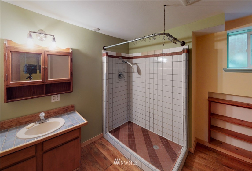 1330 Olympic, Port Townsend, Washington 98368, 3 Bedrooms Bedrooms, ,1 BathroomBathrooms,Residential,For Sale,Broadway Addition,Olympic,NWM1874218