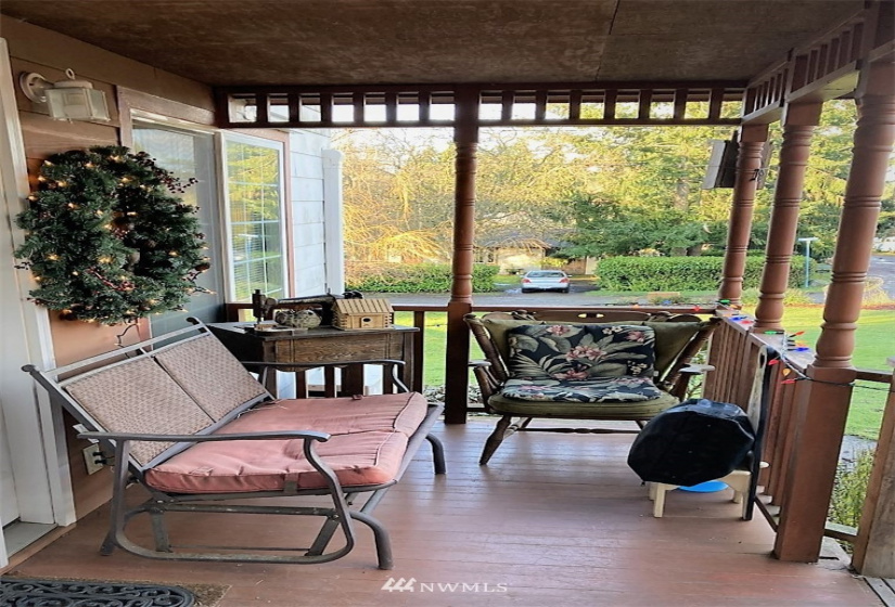 1330 Olympic, Port Townsend, Washington 98368, 3 Bedrooms Bedrooms, ,1 BathroomBathrooms,Residential,For Sale,Broadway Addition,Olympic,NWM1874218