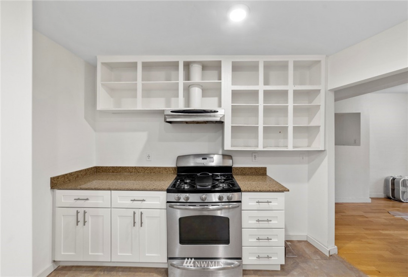 11685 44th, Tukwila, Washington 98178, 3 Bedrooms Bedrooms, ,2 BathroomsBathrooms,Residential,For Sale,44th,NWM1873666