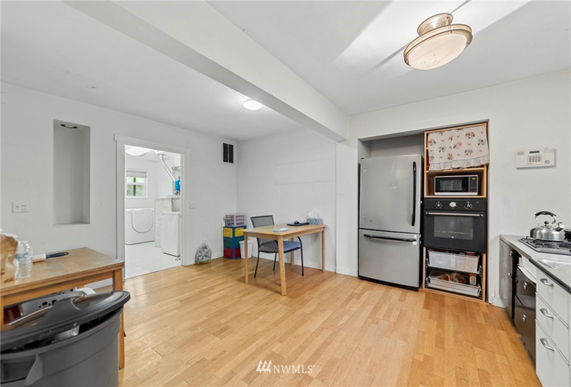 11685 44th, Tukwila, Washington 98178, 3 Bedrooms Bedrooms, ,2 BathroomsBathrooms,Residential,For Sale,44th,NWM1873666
