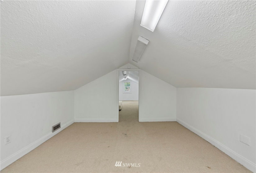 11685 44th, Tukwila, Washington 98178, 3 Bedrooms Bedrooms, ,2 BathroomsBathrooms,Residential,For Sale,44th,NWM1873666