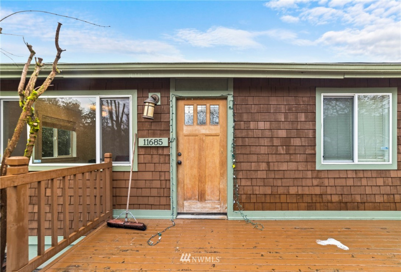 11685 44th, Tukwila, Washington 98178, 3 Bedrooms Bedrooms, ,2 BathroomsBathrooms,Residential,For Sale,44th,NWM1873666