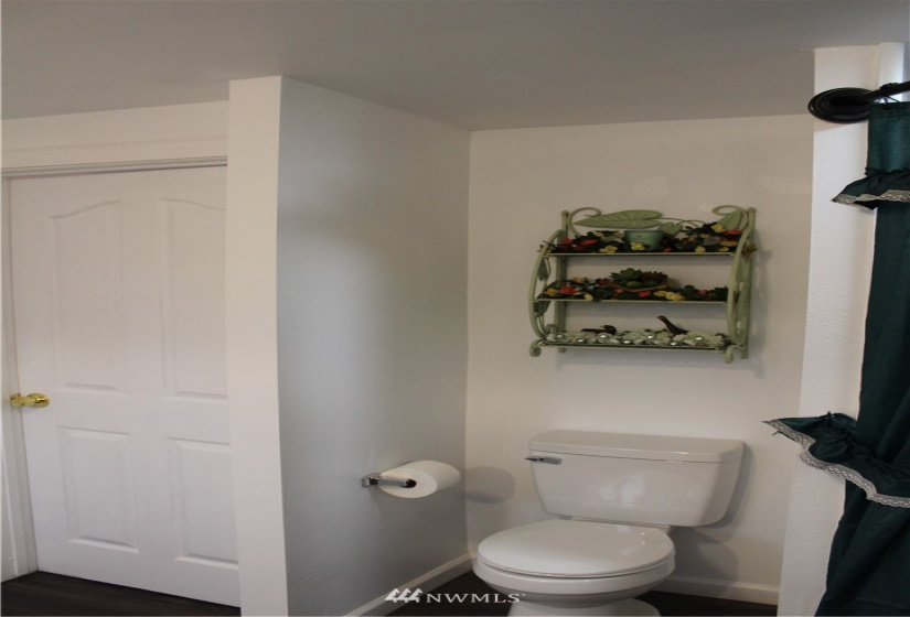 15503 Cedar Park, Olalla, Washington 98359, 2 Bedrooms Bedrooms, ,1 BathroomBathrooms,Manufactured In Park,For Sale,Cedar Park,NWM1878892
