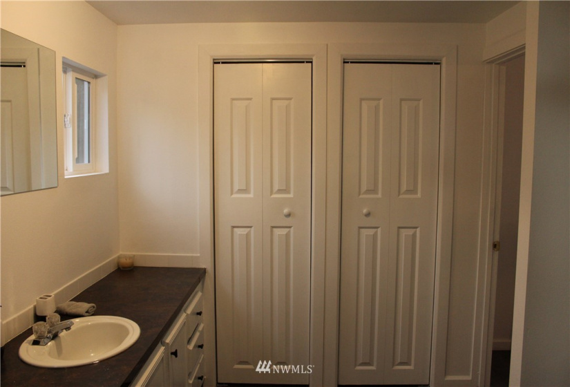 15503 Cedar Park, Olalla, Washington 98359, 2 Bedrooms Bedrooms, ,1 BathroomBathrooms,Manufactured In Park,For Sale,Cedar Park,NWM1878892