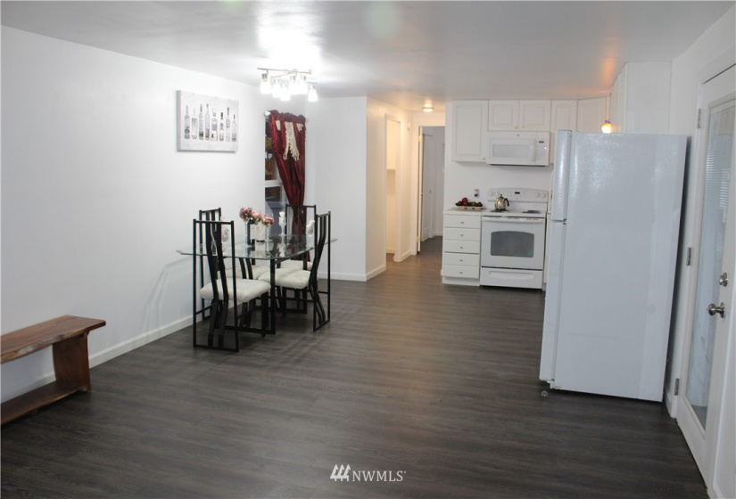15503 Cedar Park, Olalla, Washington 98359, 2 Bedrooms Bedrooms, ,1 BathroomBathrooms,Manufactured In Park,For Sale,Cedar Park,NWM1878892