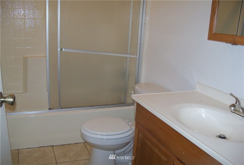 504 Fisher, Kelso, Washington 98626, 3 Bedrooms Bedrooms, ,2 BathroomsBathrooms,Residential,For Sale,Fisher,NWM1879007
