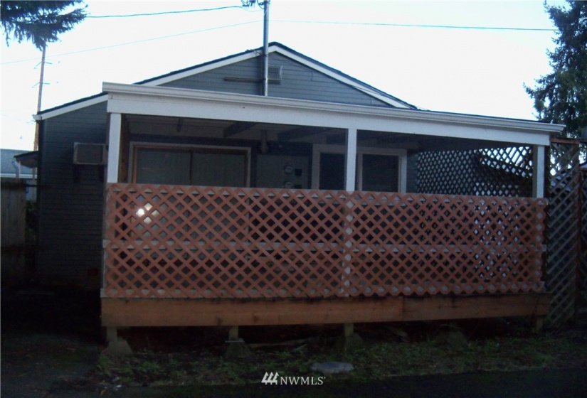 504 Fisher, Kelso, Washington 98626, 3 Bedrooms Bedrooms, ,2 BathroomsBathrooms,Residential,For Sale,Fisher,NWM1879007