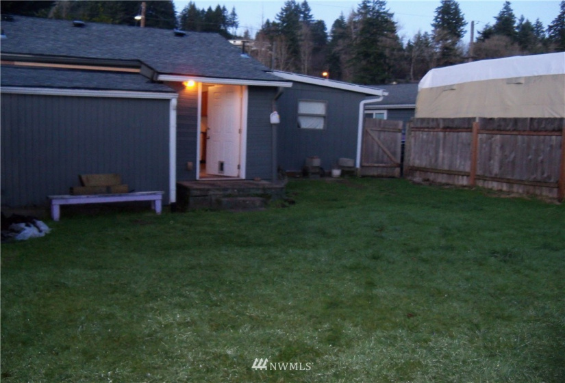504 Fisher, Kelso, Washington 98626, 3 Bedrooms Bedrooms, ,2 BathroomsBathrooms,Residential,For Sale,Fisher,NWM1879007