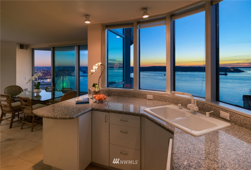 2000 1st, Seattle, Washington 98121, 2 Bedrooms Bedrooms, ,2 BathroomsBathrooms,Residential,For Sale,One Pacific Tower,1st,NWM1878267