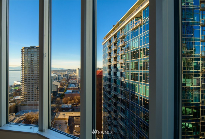 2000 1st, Seattle, Washington 98121, 2 Bedrooms Bedrooms, ,2 BathroomsBathrooms,Residential,For Sale,One Pacific Tower,1st,NWM1878267