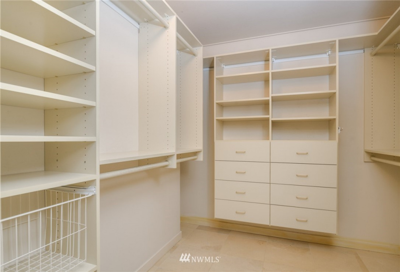 2000 1st, Seattle, Washington 98121, 2 Bedrooms Bedrooms, ,2 BathroomsBathrooms,Residential,For Sale,One Pacific Tower,1st,NWM1878267