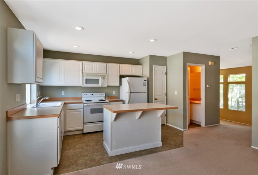 12331 101st, Kirkland, Washington 98033, 4 Bedrooms Bedrooms, ,1 BathroomBathrooms,Residential Lease,For Rent,Parish Gardens,101st,NWM1879029