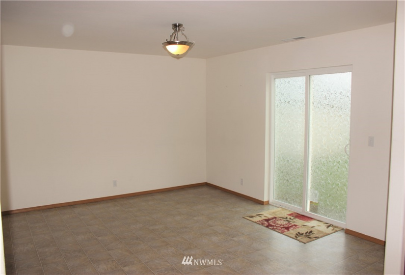 20022 Kuper, Centralia, Washington 98531, 3 Bedrooms Bedrooms, ,2 BathroomsBathrooms,Residential,For Sale,Kuper Estates,Kuper,NWM1879042
