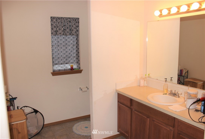20022 Kuper, Centralia, Washington 98531, 3 Bedrooms Bedrooms, ,2 BathroomsBathrooms,Residential,For Sale,Kuper Estates,Kuper,NWM1879042