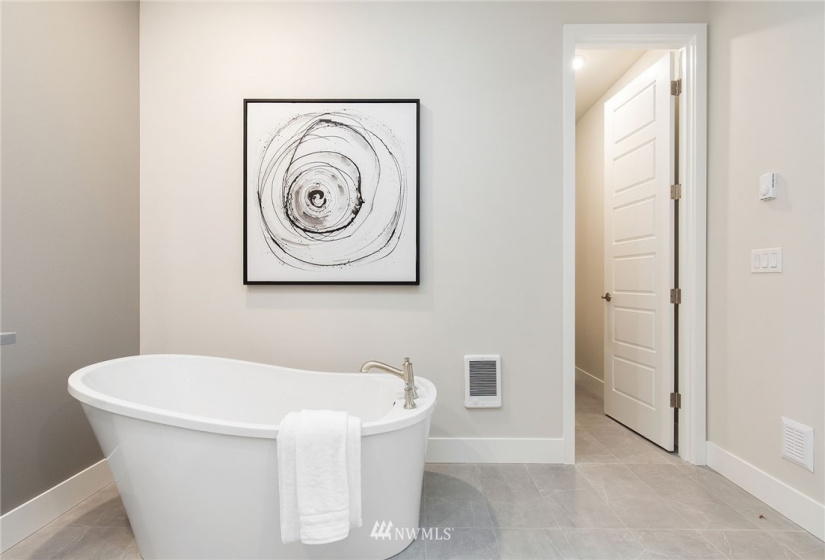 150 Whispering, Bainbridge Island, Washington 98110, 3 Bedrooms Bedrooms, ,2 BathroomsBathrooms,Residential,For Sale,275 Degrees,Whispering,NWM1879044