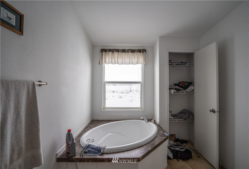 19096 Road E, Soap Lake, Washington 98851, 2 Bedrooms Bedrooms, ,2 BathroomsBathrooms,Residential,For Sale,W. STEVENS SP 11-39,Road E,NWM1876022