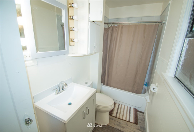 1306 Birch Bay Lynden, Lynden, Washington 98264, 2 Bedrooms Bedrooms, ,1 BathroomBathrooms,Residential,For Sale,Birch Bay Lynden,NWM1879238