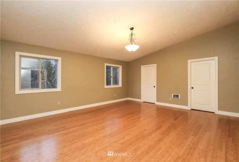 410 Harmon, Chehalis, Washington 98532, 3 Bedrooms Bedrooms, ,2 BathroomsBathrooms,Residential,For Sale,Harmon,NWM1879099