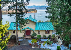 3103 Mt Vista, Lummi Island, Washington 98262, 2 Bedrooms Bedrooms, ,3 BathroomsBathrooms,Residential,For Sale,Mt Vista,NWM1877799