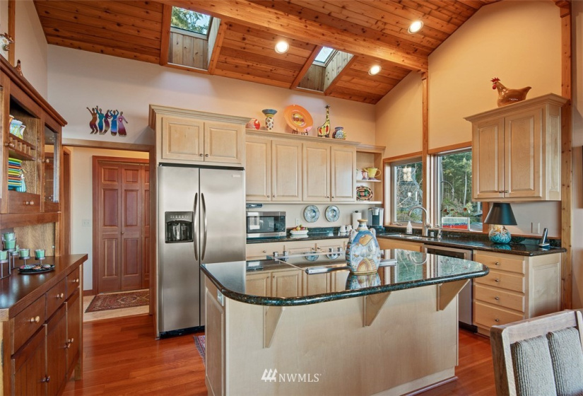 3103 Mt Vista, Lummi Island, Washington 98262, 2 Bedrooms Bedrooms, ,3 BathroomsBathrooms,Residential,For Sale,Mt Vista,NWM1877799