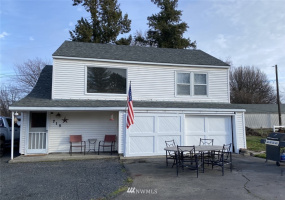 715 Main Street, Waitsburg, Washington 99361, 2 Bedrooms Bedrooms, ,1 BathroomBathrooms,Residential,For Sale,Main Street,NWM1879230