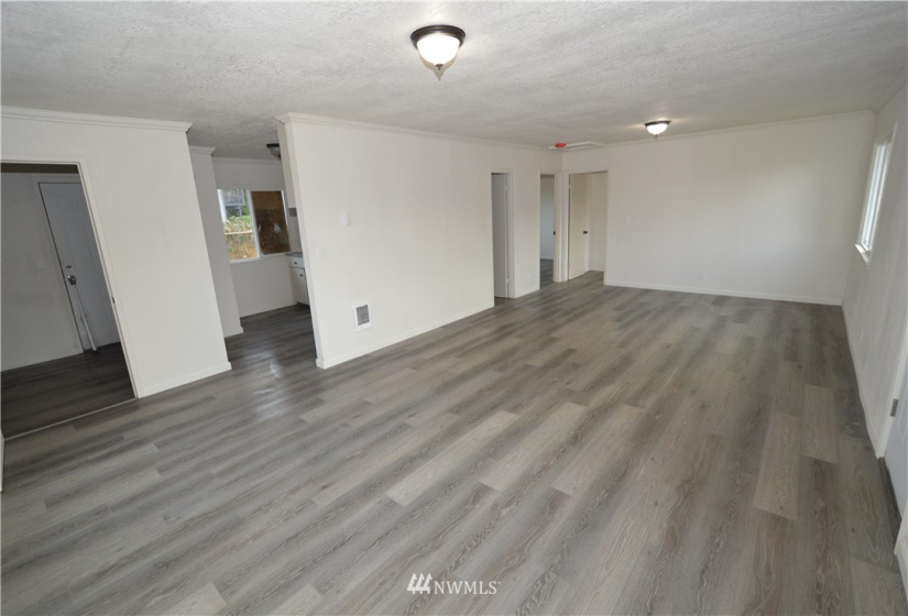 11219 Steele, Tacoma, Washington 98444, ,Commercial Sale,For Sale,Steele,NWM1879510