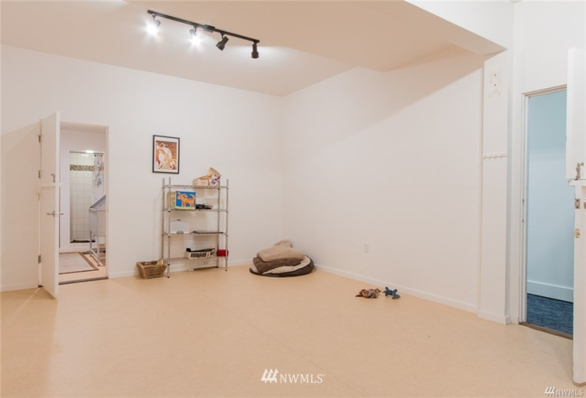 1707 Boylston, Seattle, Washington 98122, ,1 BathroomBathrooms,Residential,For Sale,Seventeen07,Boylston,NWM1874278