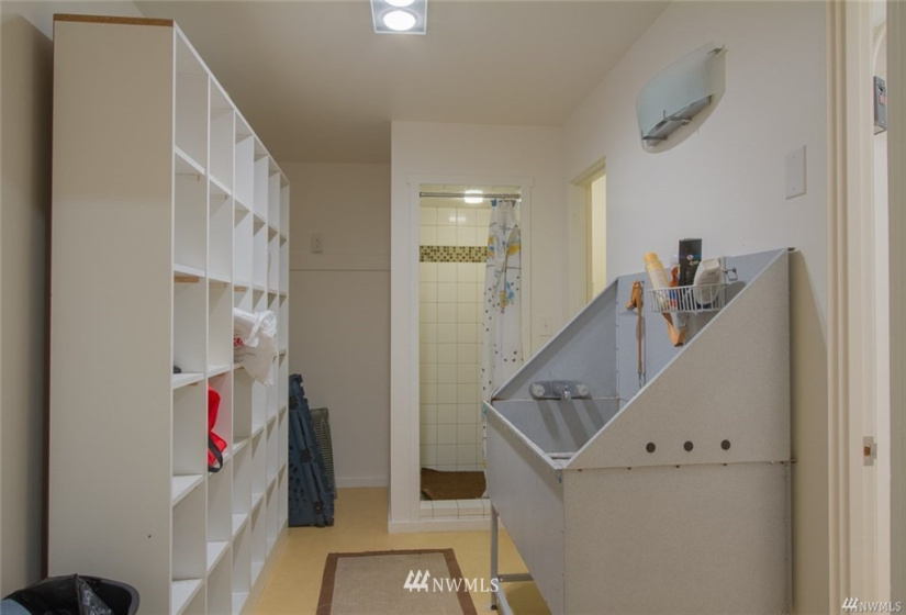 1707 Boylston, Seattle, Washington 98122, ,1 BathroomBathrooms,Residential,For Sale,Seventeen07,Boylston,NWM1874278