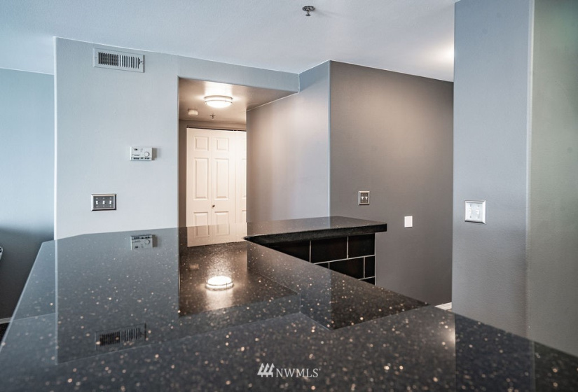 2900 Marina, Moses Lake, Washington 98837, 2 Bedrooms Bedrooms, ,2 BathroomsBathrooms,Residential,For Sale,Sunset Shores Condominiums,Marina,NWM1879161