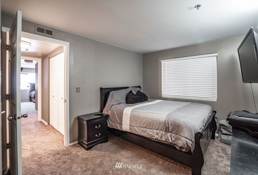 2900 Marina, Moses Lake, Washington 98837, 2 Bedrooms Bedrooms, ,2 BathroomsBathrooms,Residential,For Sale,Sunset Shores Condominiums,Marina,NWM1879161