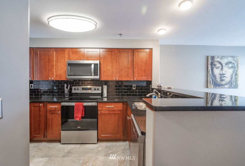 2900 Marina, Moses Lake, Washington 98837, 2 Bedrooms Bedrooms, ,2 BathroomsBathrooms,Residential,For Sale,Sunset Shores Condominiums,Marina,NWM1879161