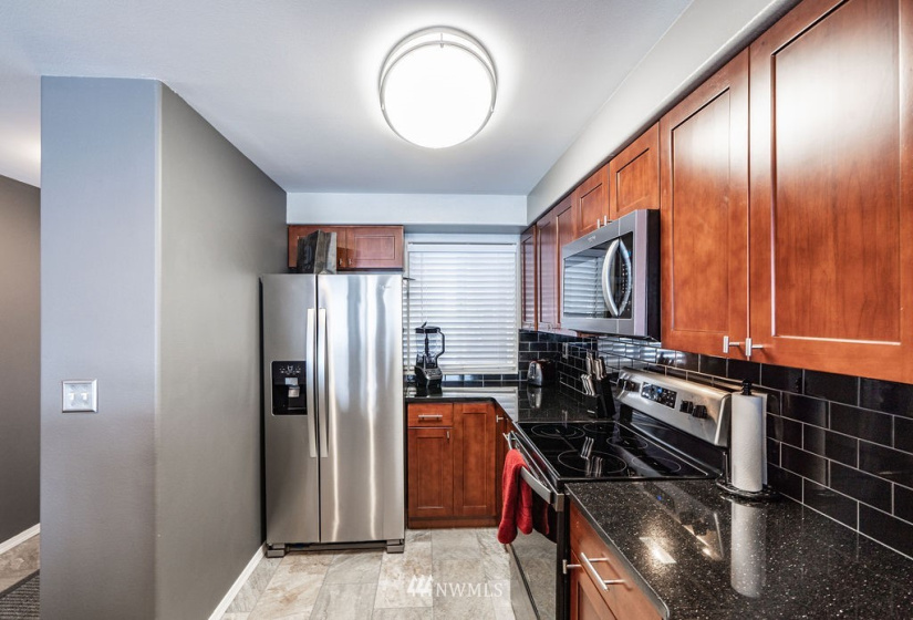 2900 Marina, Moses Lake, Washington 98837, 2 Bedrooms Bedrooms, ,2 BathroomsBathrooms,Residential,For Sale,Sunset Shores Condominiums,Marina,NWM1879161