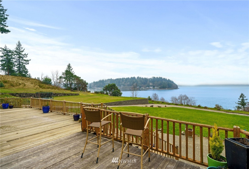 9204 Warren, Gig Harbor, Washington 98335, 4 Bedrooms Bedrooms, ,4 BathroomsBathrooms,Residential,For Sale,Warren,NWM1875643