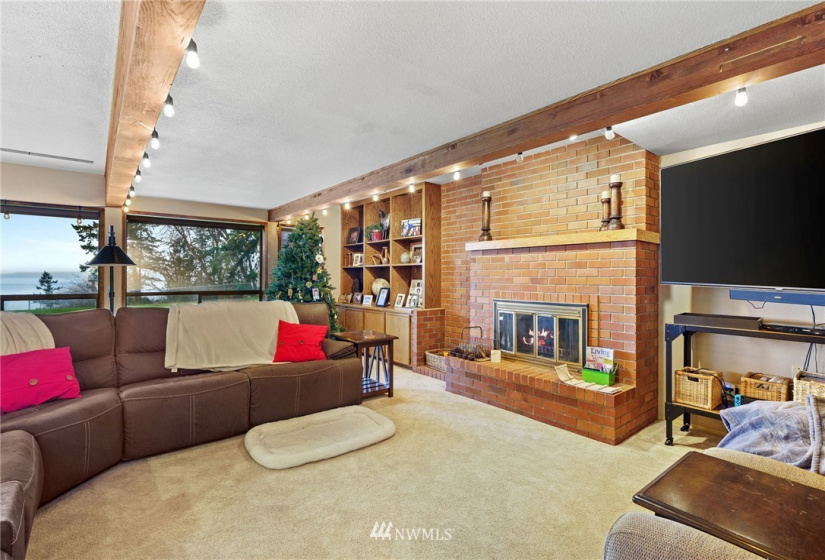 9204 Warren, Gig Harbor, Washington 98335, 4 Bedrooms Bedrooms, ,4 BathroomsBathrooms,Residential,For Sale,Warren,NWM1875643
